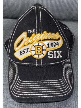 Boston Bruins NHL CCM The Original Six Fitted Hat/Cap Size S/M